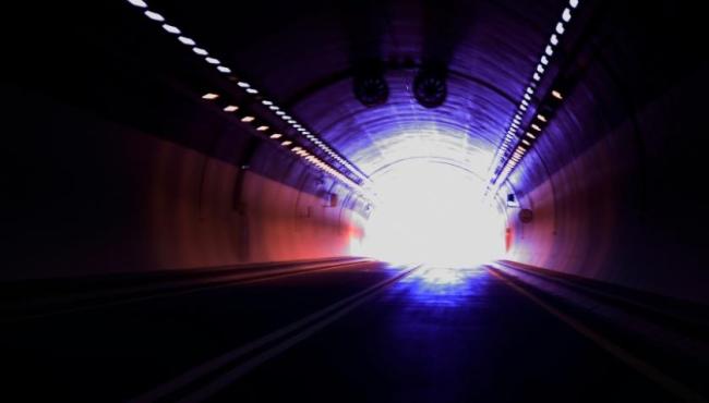 重庆一隧道发生爆炸事故致4死