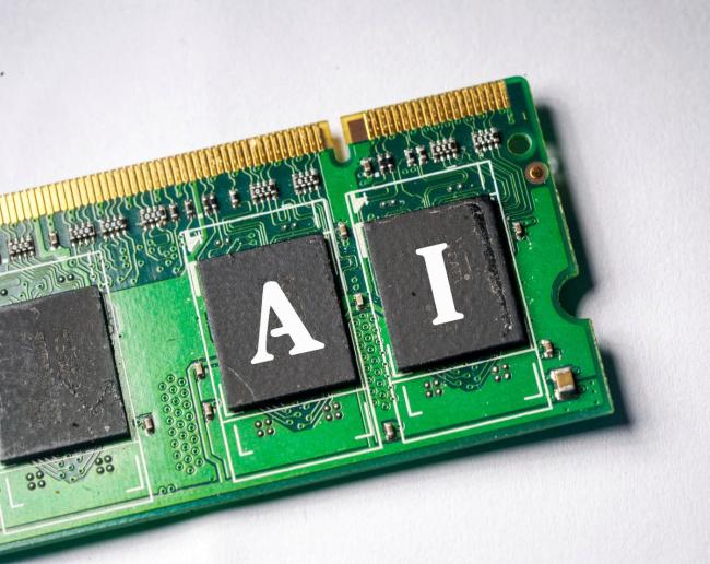 内存条迎来一波崩盘 价格断崖式下跌