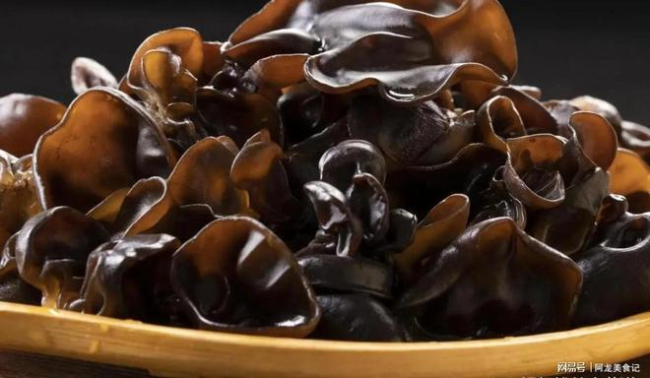 为什么木耳不能直接用水泡 正确泡发方法太实用