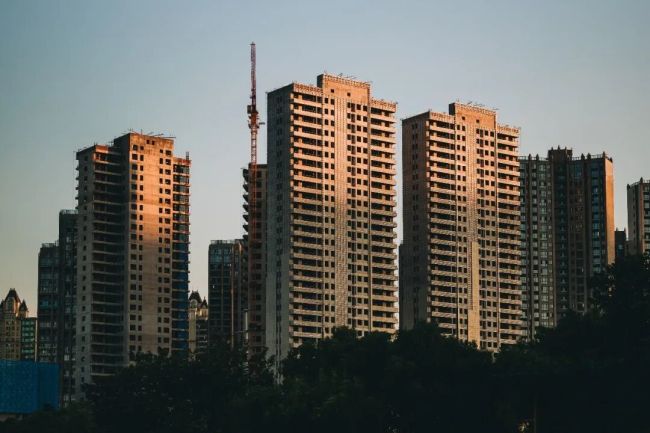 房贷连续10个月没有降了！