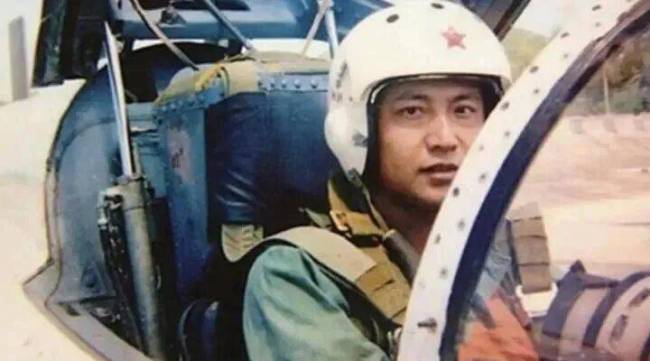 三航母齐呼81192 致敬海空卫士 铭记英雄守护