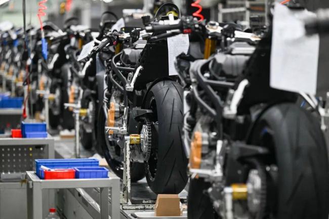 张雪3年目标做到中国第一 打破欧美日垄断