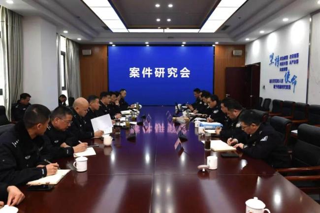 成人午夜又粗又硬又长