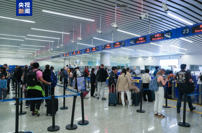 白云机场口岸一季度出入境客流量出炉