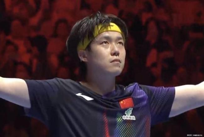 王楚钦为国玩命!独守全区拼到干呕