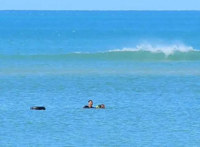 家国永念致敬英雄 见义勇为者永垂不朽