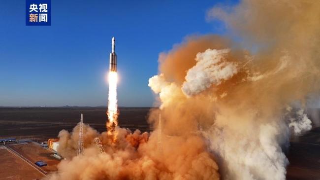 首飞首艘首发！多领域硬核实力再刷屏