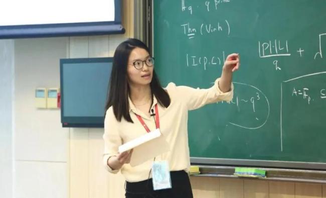 35岁数学家王虹获纽约大学最高荣誉 杰出成就获认可