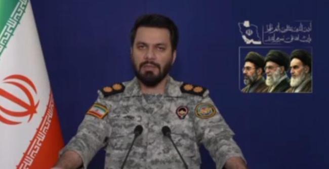 伊朗军方严正警告美方