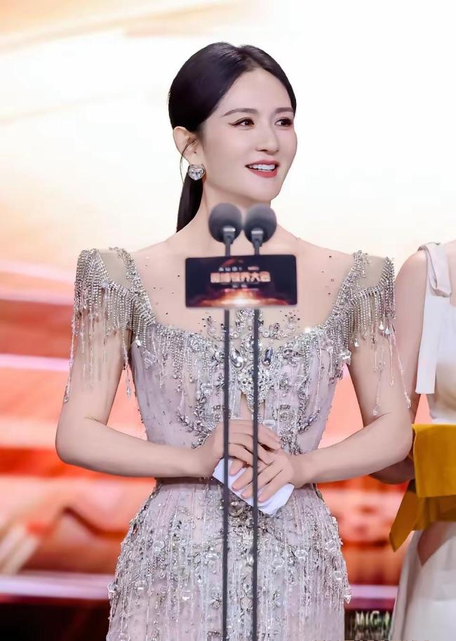 《浪姐》今日直播暂停 初见面直播翻车引发热议