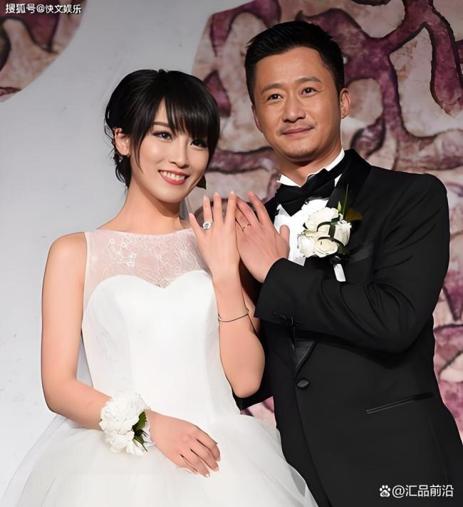 吴京夸谢楠飒 买零食搬板凳应援