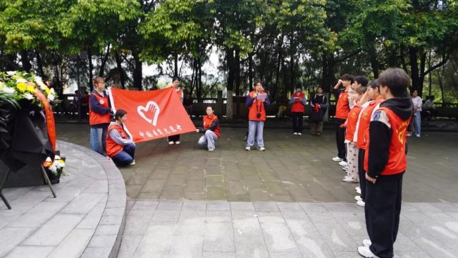 清明致敬永不褪色的忠魂 缅怀英烈赓续血脉