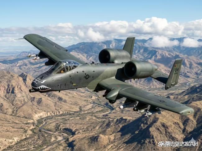 美军遭遇黑色星期五 两架战机接连坠毁