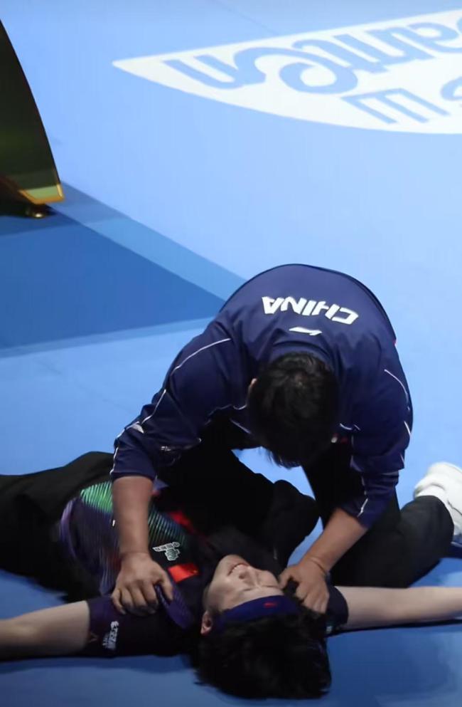 王楚钦回应夺冠后倒地流泪 为国乒荣誉而战