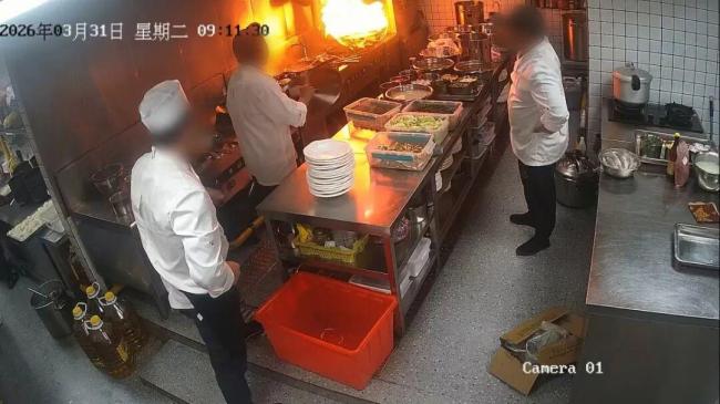 油锅起火3分钟蔓延成灾 这些漏洞千万要避免