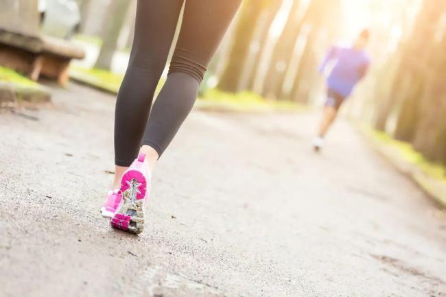 世界上有不累还燃脂的运动吗