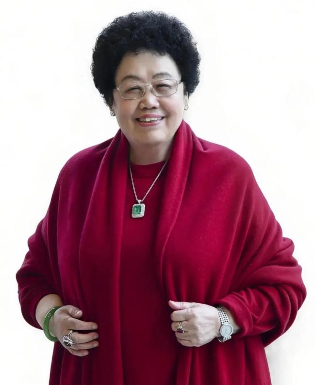 陈丽华灭一火 系“唐僧”迟重瑞妻子 紫檀博物馆馆长离世