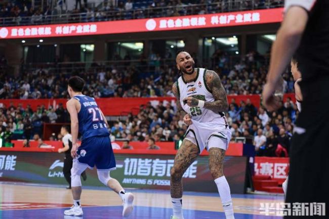 青岛双加时98-96险胜辽宁 激战双加时艰难取胜