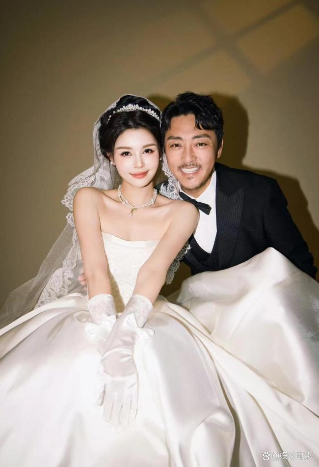 众星祝贺赵达杨小夕结婚 低调婚讯引关注