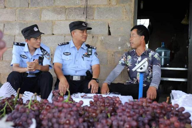 一等功公安局副局长余红李牺牲 用生命践行从警誓言