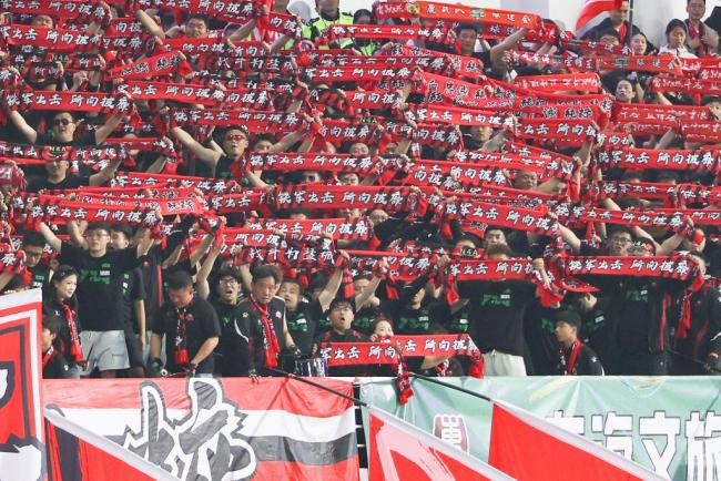 苏超新赛季火爆开幕 又是一票难求 精彩赛事超预期