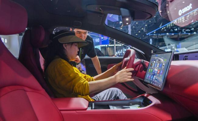 中东局势紧张为什么塑料袋先受影响 石油涨价引发连锁反应