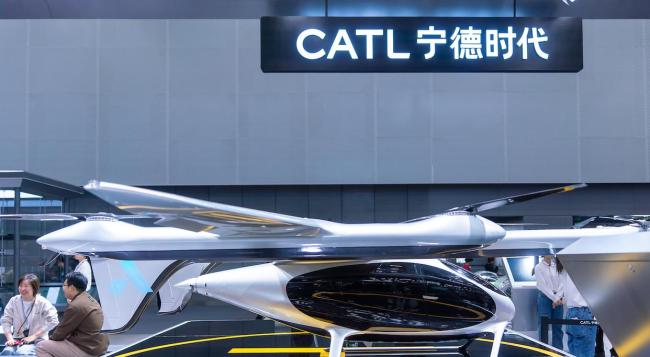 宁德时代股价创新高