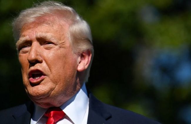 特朗普狠批教皇：别老想着当政客