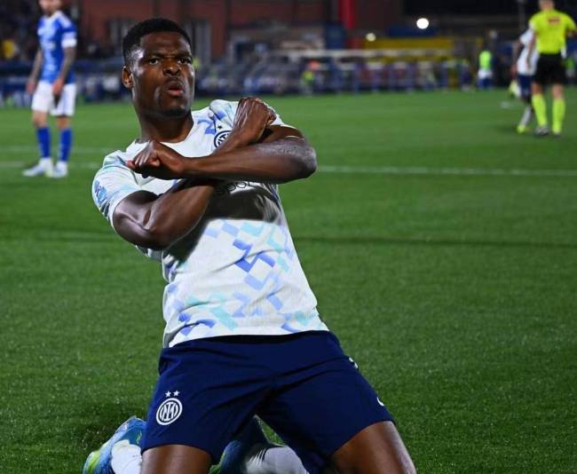 国米四大王牌联手发威 困境中逆转胜