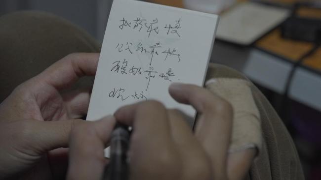 一个女外卖骑手的世界：系统之下，生存之上