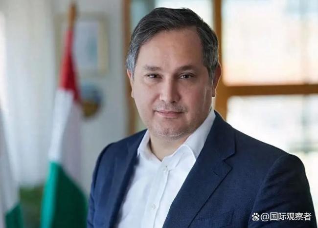 击败欧尔班的毛焦尔彼得是谁 从盟友到政敌的逆袭