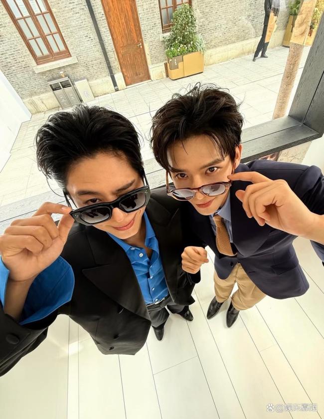 朴宝剑探班王安宇 跨国友谊速升温