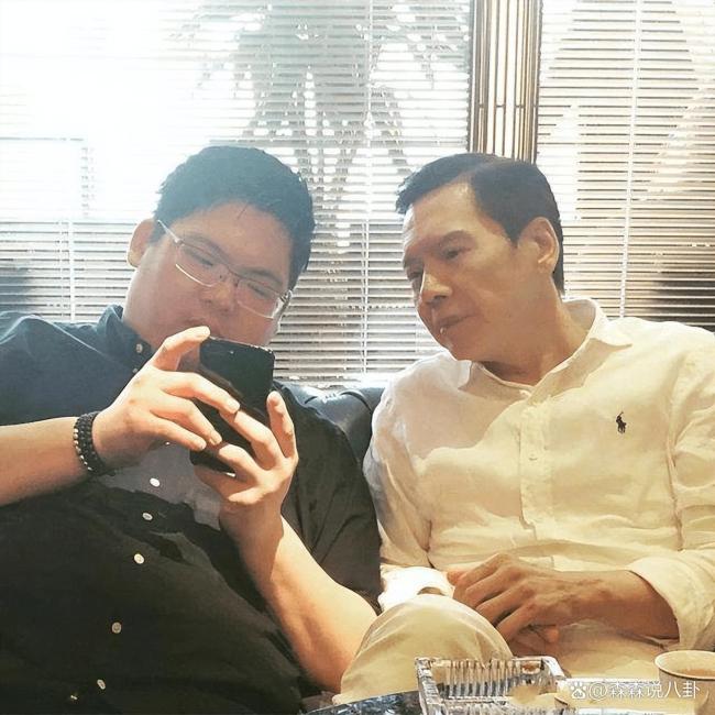 向太自曝向佑想坐等几百亿身家 心态扭曲盼继承