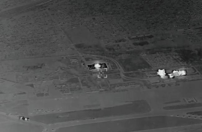 乌军称用导弹袭击俄无人机存储设施 精准打击弹药库