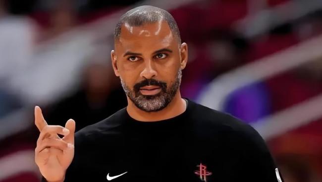 火箭总司理给乌度卡出贫寒