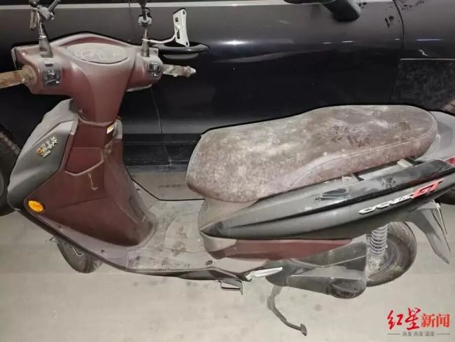 一辆沪A牌照摩托车将被司法拍卖 起拍价34万元引发关注