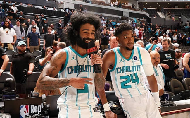 拯救黄蜂之人叫“科比”