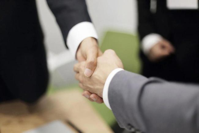 间谍策反中企员工致项目停工