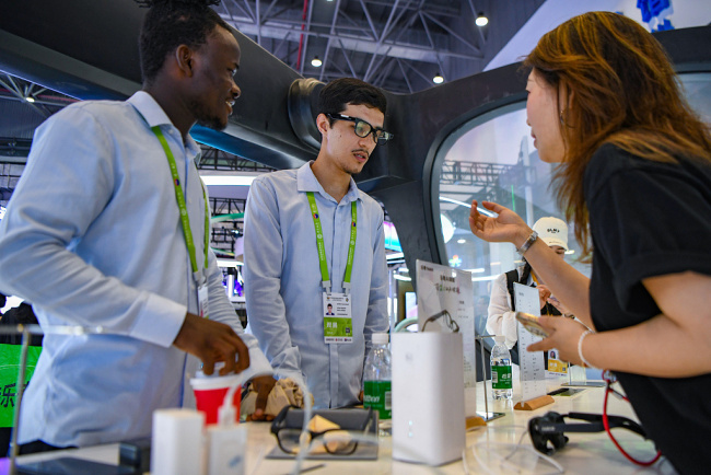 中国开放红利，在消博会随处可见