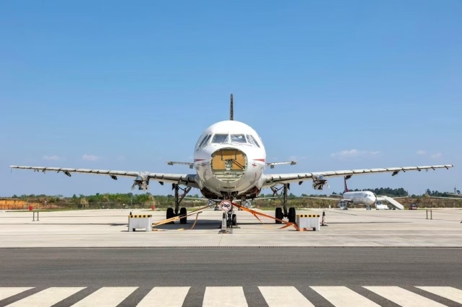 探秘“变废为宝”的拆飞机生意 老旧飞机的新生之路