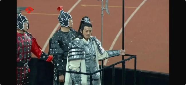 何润东回应亮相苏超为何不骑马 尊重项羽形象