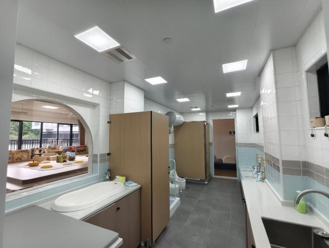 杭州公办幼儿园能收1岁宝宝了 托育服务延伸至更低龄