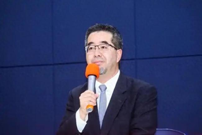 萧旭岑批民进党当局拒恢复两岸直航 梁文杰说风凉话