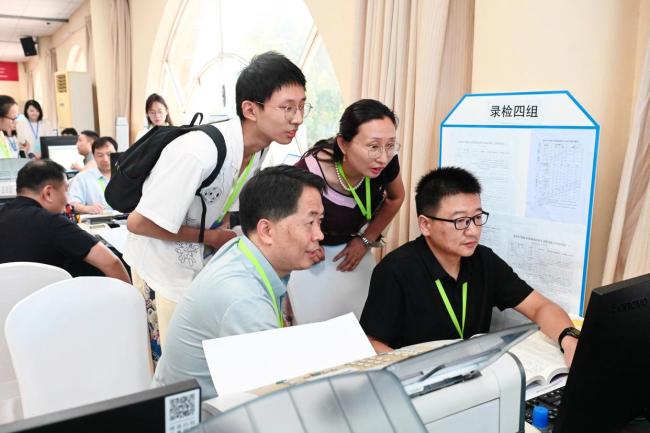 5年撤掉4000 专业布点！985高校带头「专业大洗牌」，比想象中更残酷 就业市场冷板凳