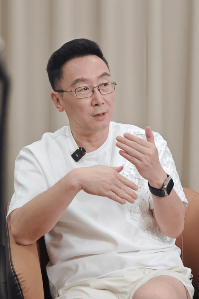 导演俞白眉回应AI是否会取代演员 60%演技不足者或被替代