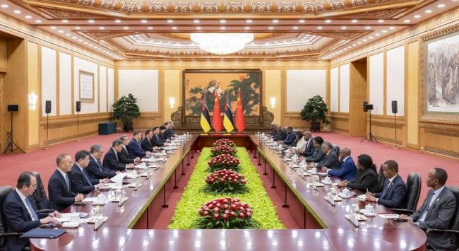 習(xí)近平同莫桑比克總統(tǒng)查波會談