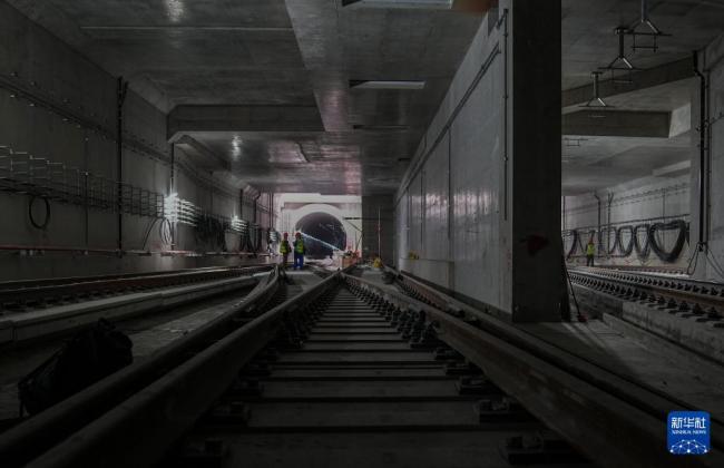 轨道交通22号线实现全线轨道贯通 创新技术助力跨江联通