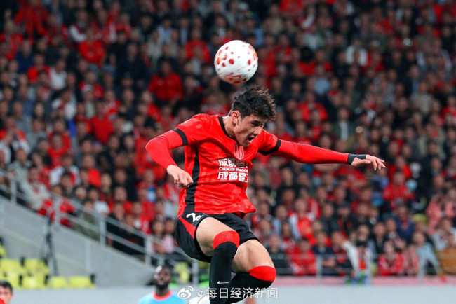 成都2-1逆转云南 费利佩制胜