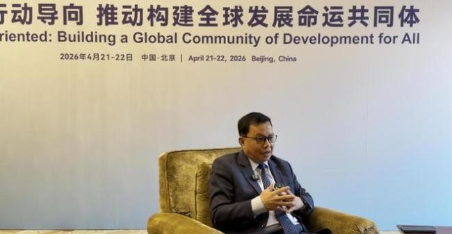 柬埔寨官员：中国正处于快速发展轨道