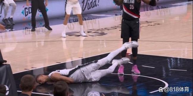 文班亚马脑震荡退赛预计缺阵一周 面部撞击地板引发关注